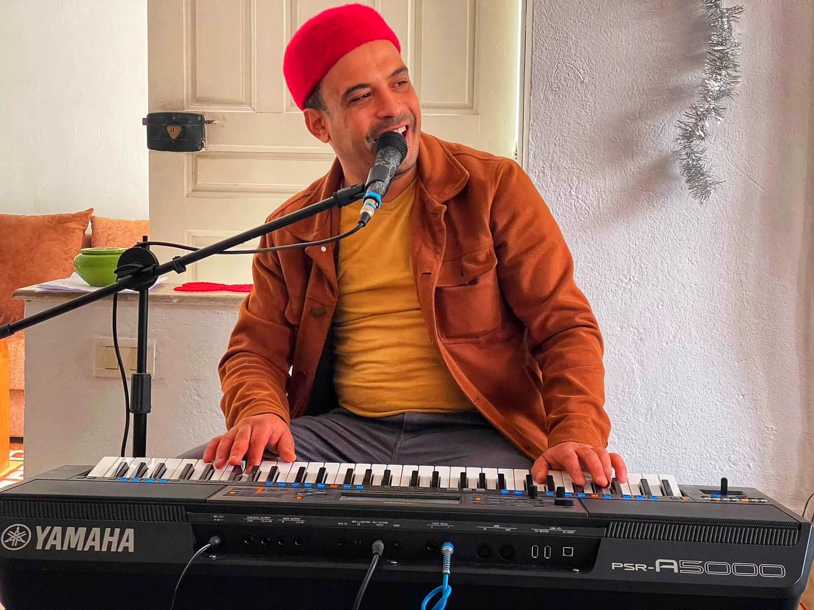 Khaled Organiste Chanteur